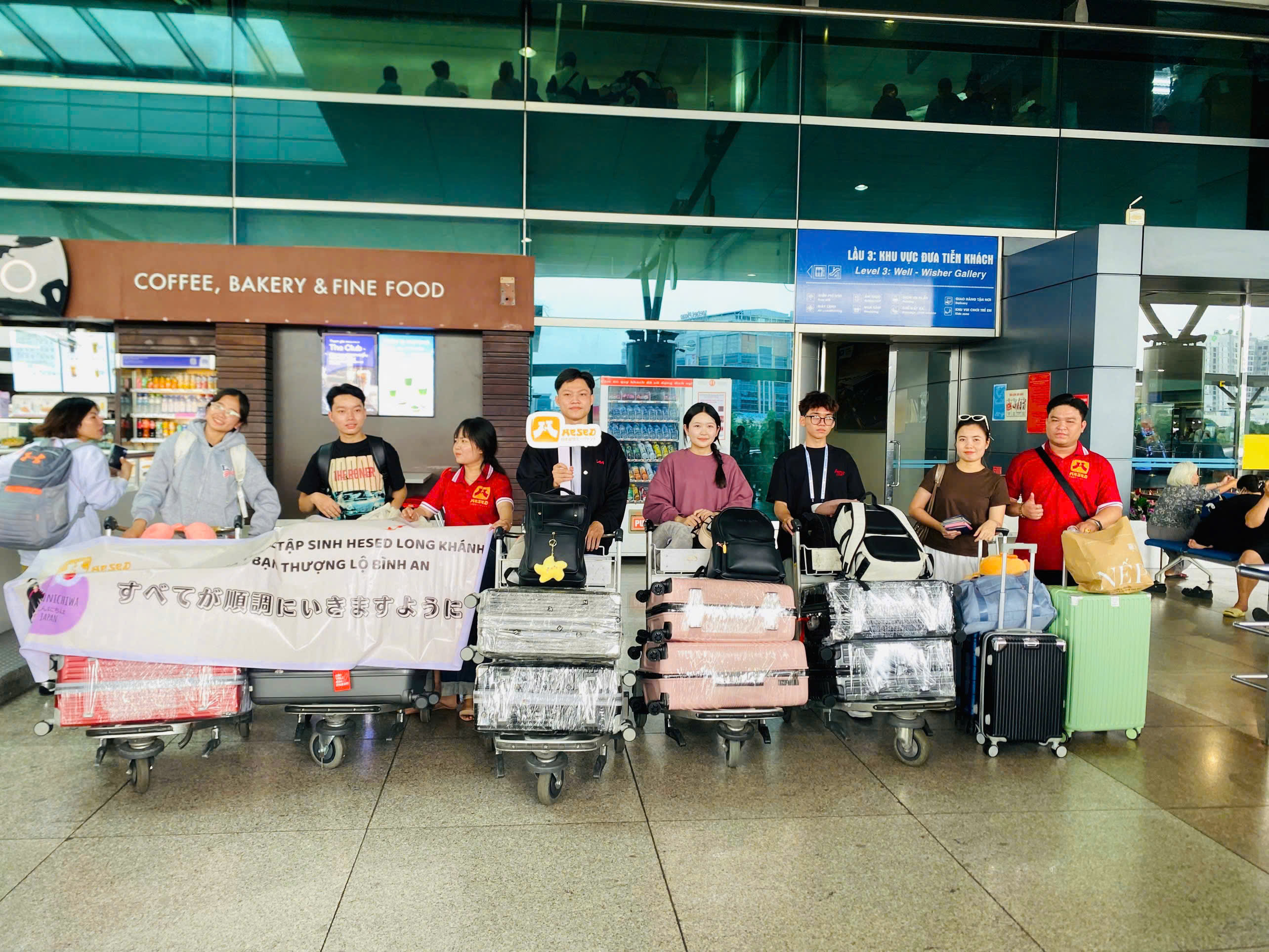 Hoạt động Đưa Tiễn Học Sinh